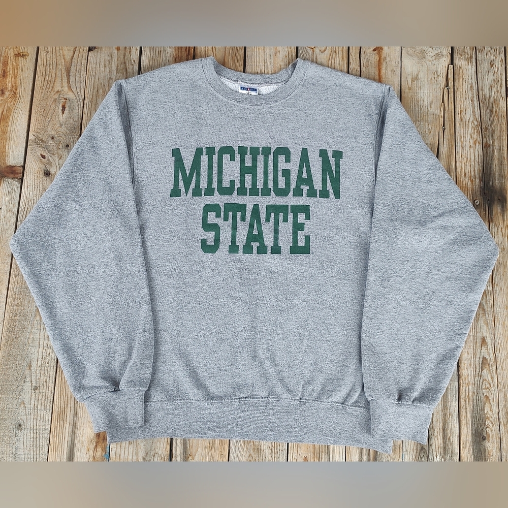 2000s NCAA Michigan State University sweatshirt  men's size Small